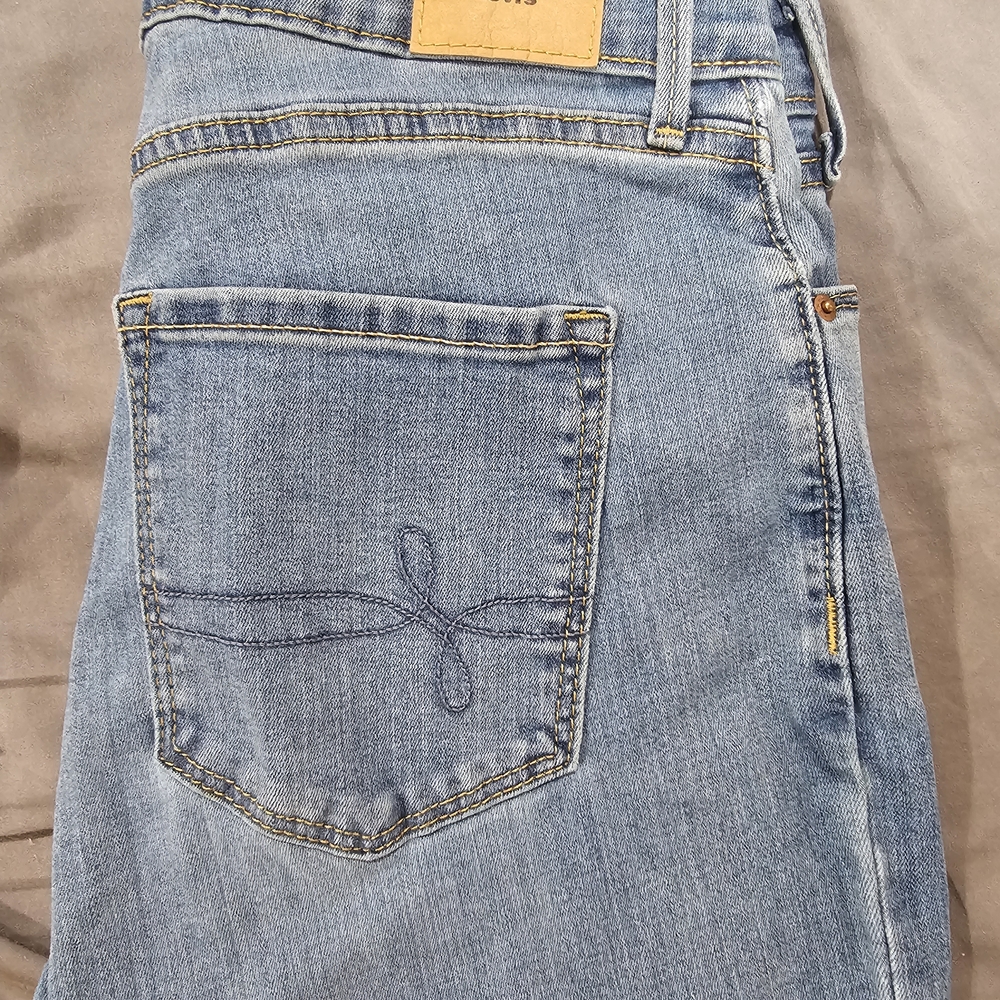 Denizen from Levi's Light Blue Skinny Jeans